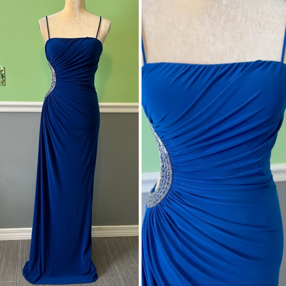 Cache Long Blue gown.  Prom, HoCo, Special Occasion Dress.  Size 4